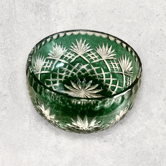 🚩SOLD🚩 Antique Bohemian Czech Emerald Cut Clear to Crystal Bohemian Glass Bowl - Picture 7 of 14